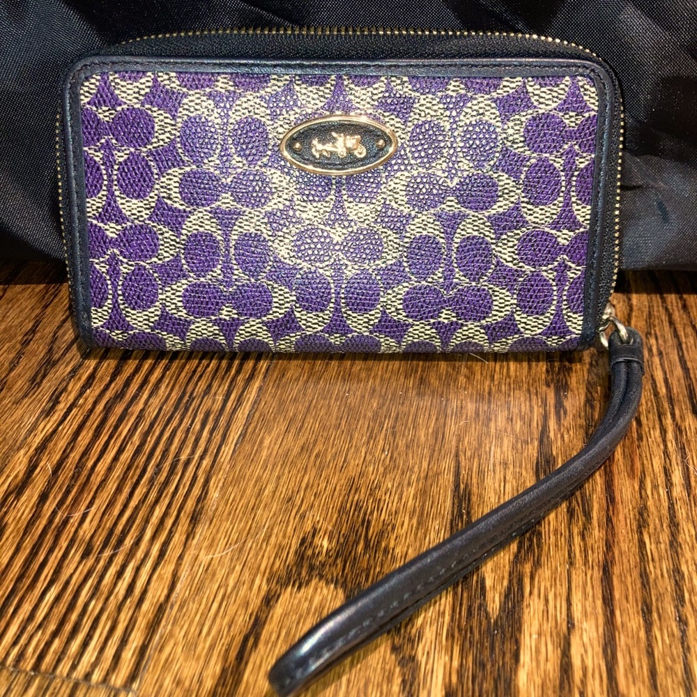 Coach Wristlet/ wallet